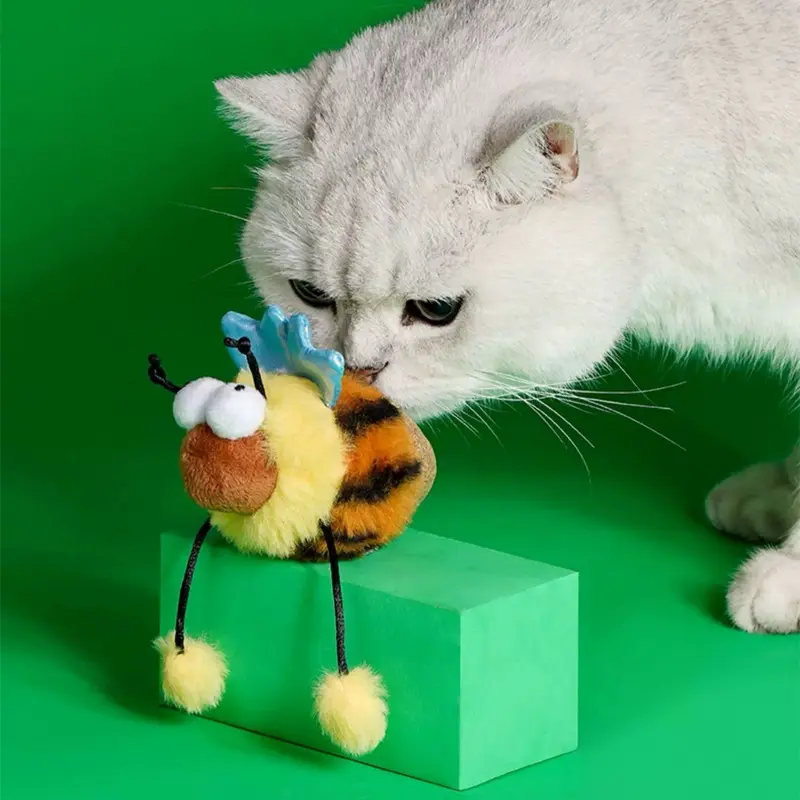 Zeze Yellow/Black Funny Bee Catnip Toy