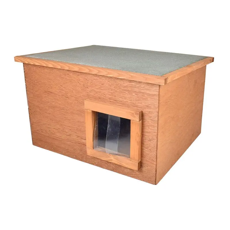 Home & Roost Feral Stray Cat House Kennel With Thermal Barrier Flap