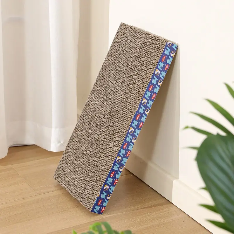 Sealed Straight Plastic Board Corrugated Cat Scratch Board For Daily Play Pet