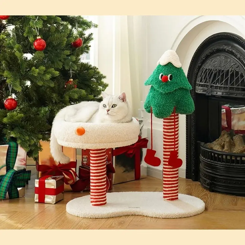 Zeze Christmas Snow Wonderland Cat Scratching Post & Bed