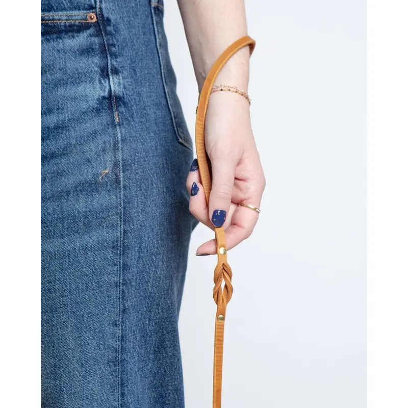 Butter Leather Dog Leash in Sahara Cognac (Made in Austria)