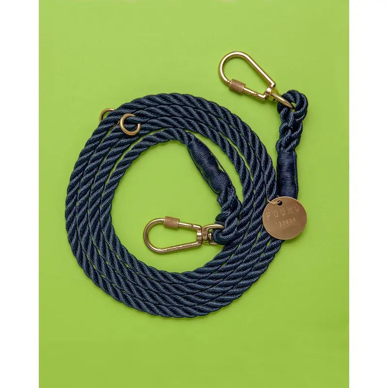Adjustable Rope Lead in Navy