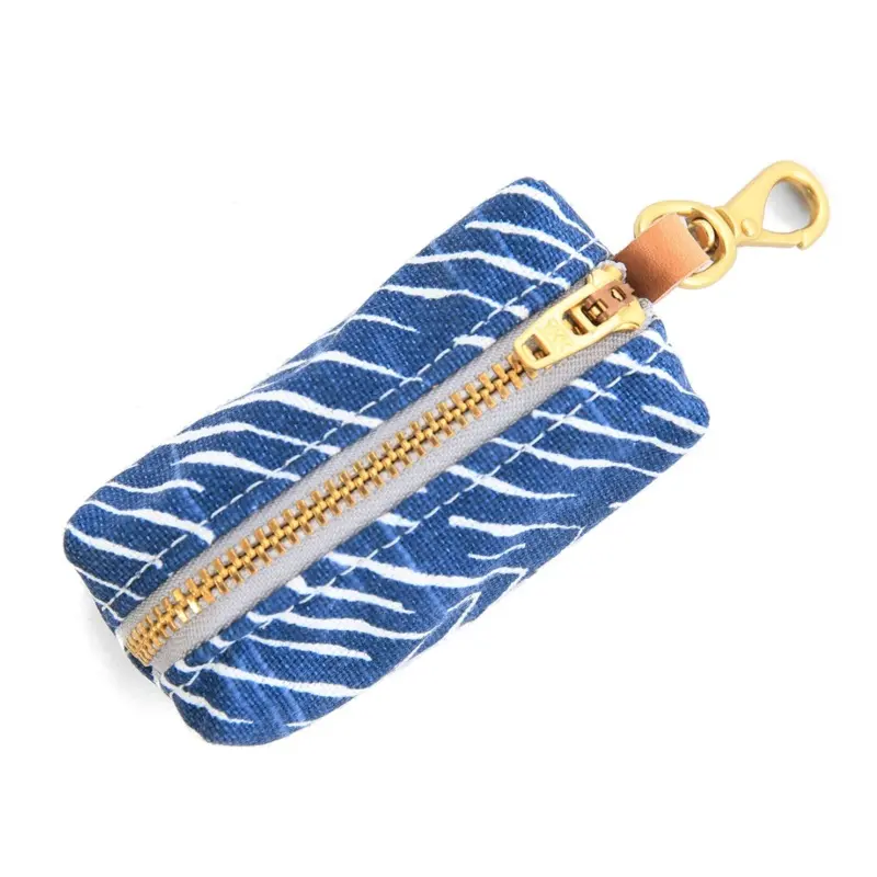 THE FOGGY DOG | Navy Herringbone Leash Bag