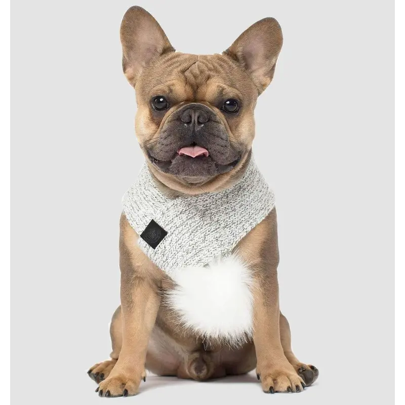 CANADA POOCH | Pom Pom Scarf in Snow Fox