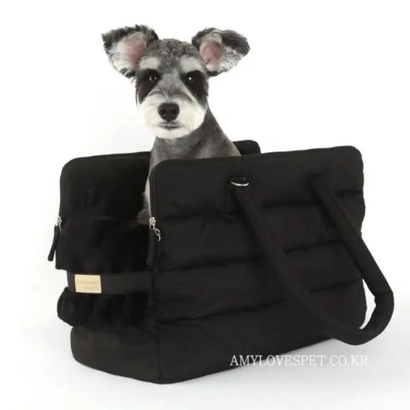 AMY LOVES PET | Rene Padded Shoulder Bag in Black