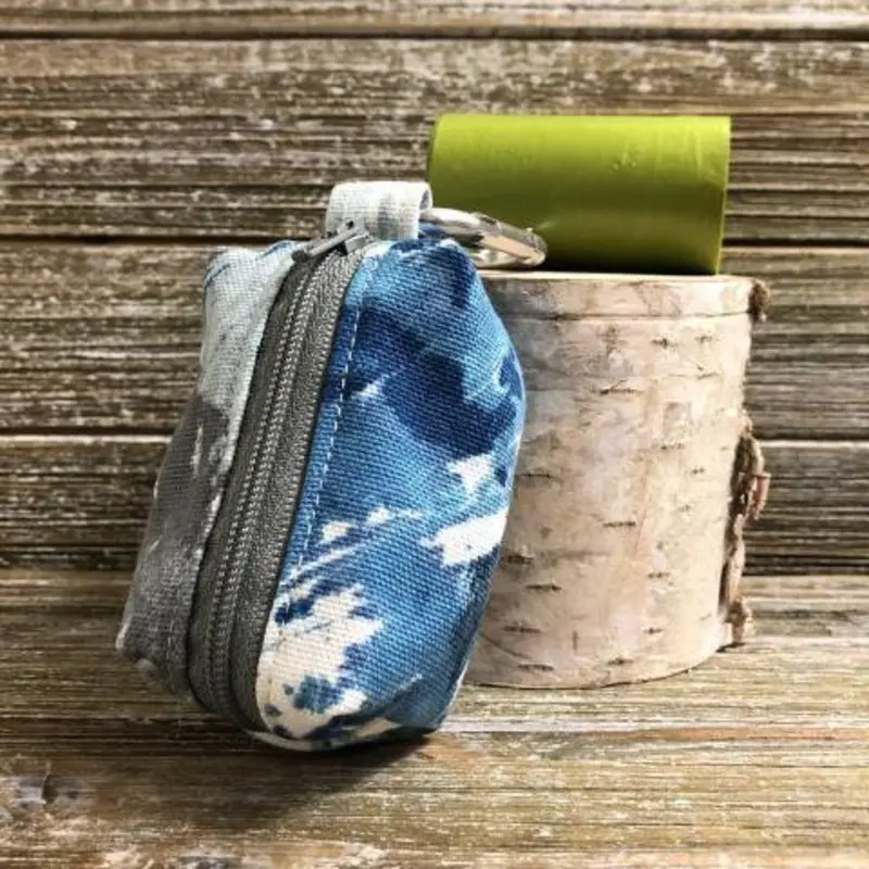 REX & BANDON | Poop Bag Holder in Abstract