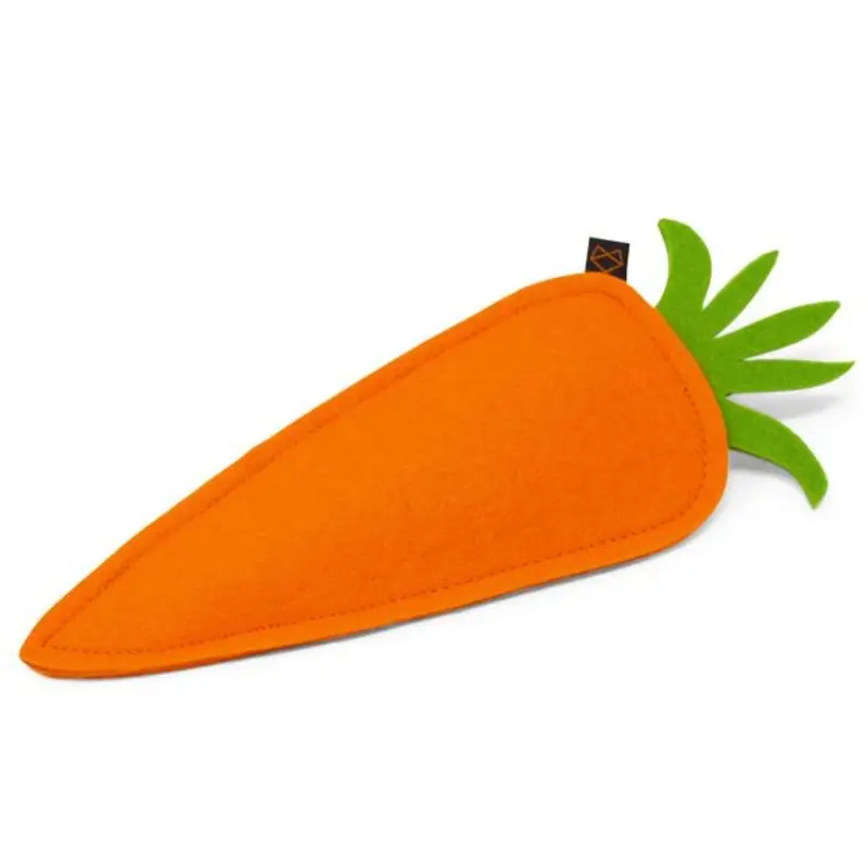 MODERNBEAST | Kitty Carrott Toy