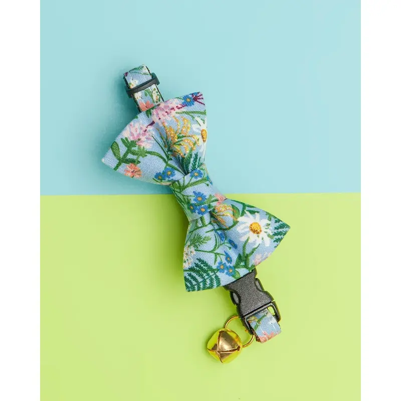 The Oopsie Daisy Cat Collar & Bow Tie Set