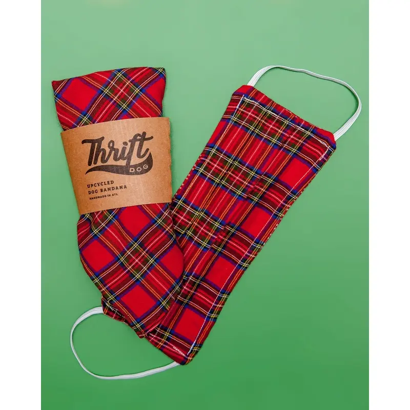 Matching Face Mask & Dog Bandana Set in Classic Christmas Plaid