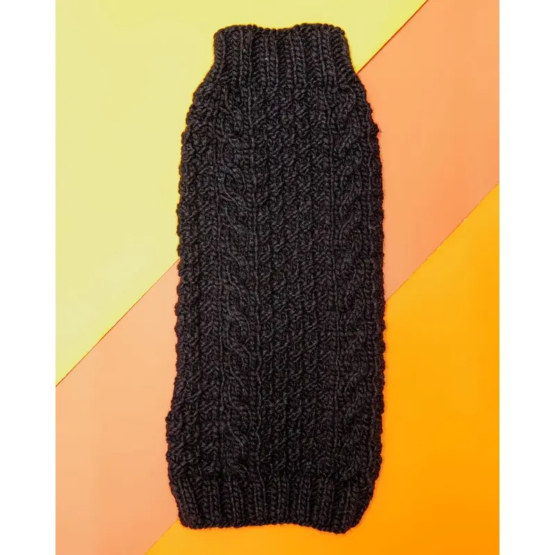 Sleeveless Cable Knit Wool Dog Sweater in Black (Dog & Co. Exclusive) << CLEARANCE >>