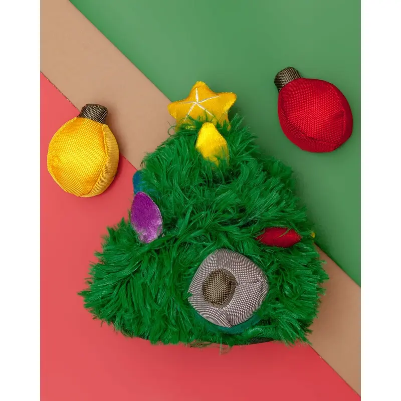 Merry Woofmas Doglas Fur & Ornaments Dog Toy Set