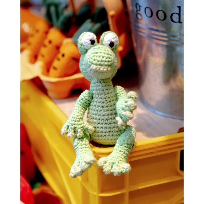 Art the Alligator Squeaky Knit Dog Toy