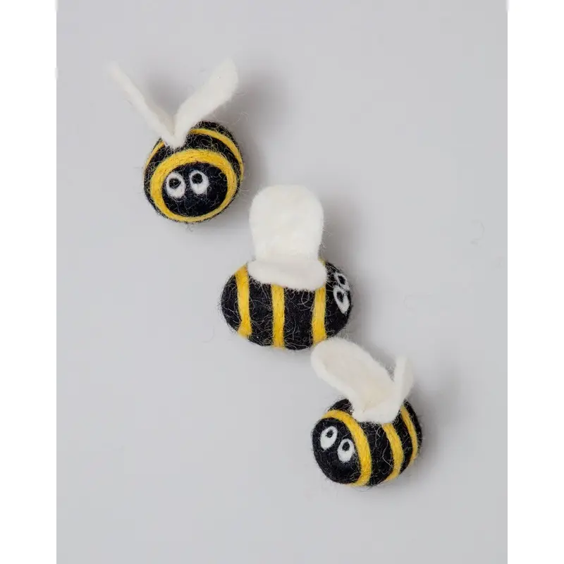 Berta the Honeybee & Sisters Wool Dog & Cat Toy Set