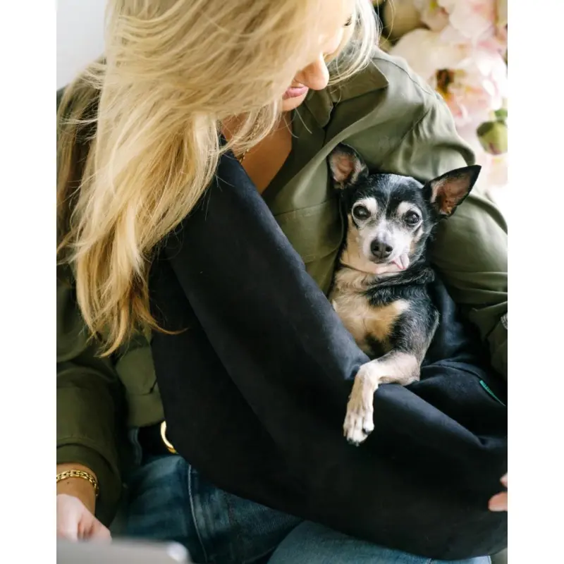 The SNUGGIT Crossbody Dog Sling in Clairence Black (FINAL SALE)