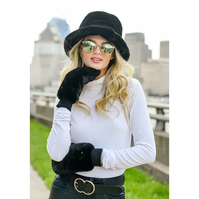 Le Mink Faux Fur Dog Walking Mittens in Black