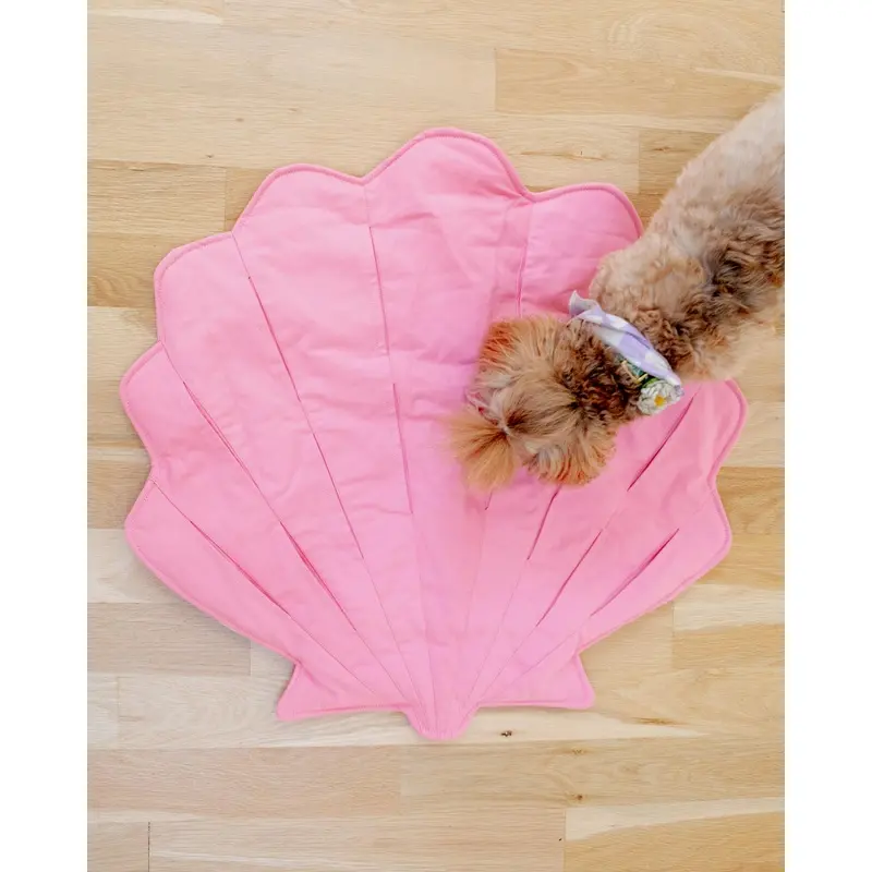 Seashell Dog Enrichment Playmat (30" x 22")
