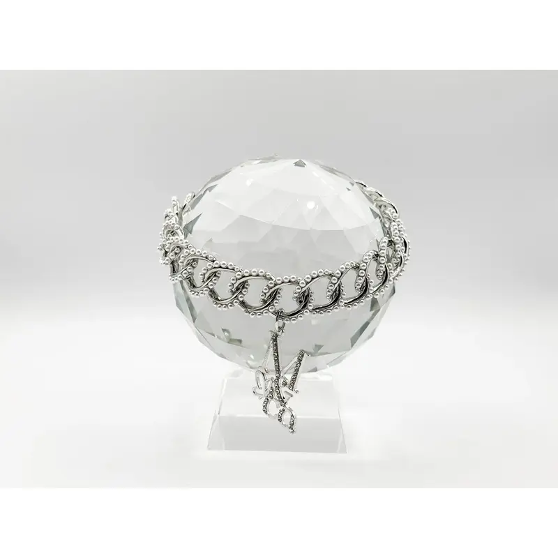 Runway Necklace: Pearlfection (Platinum Finish)