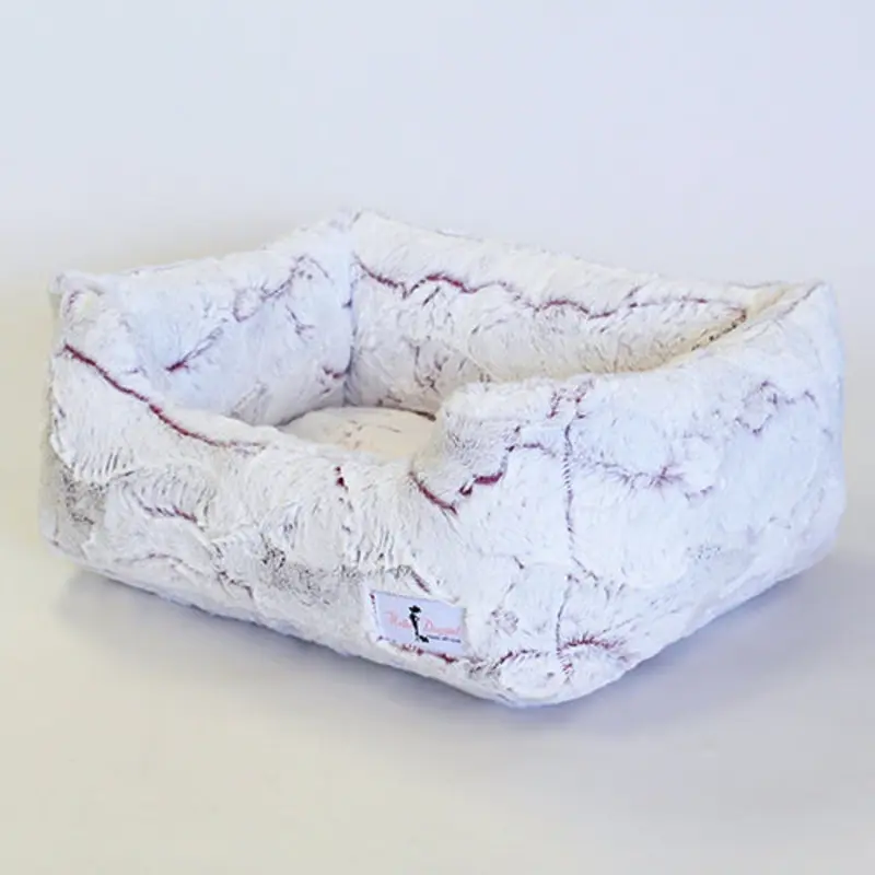 Whisper Dog Bed: Merlot