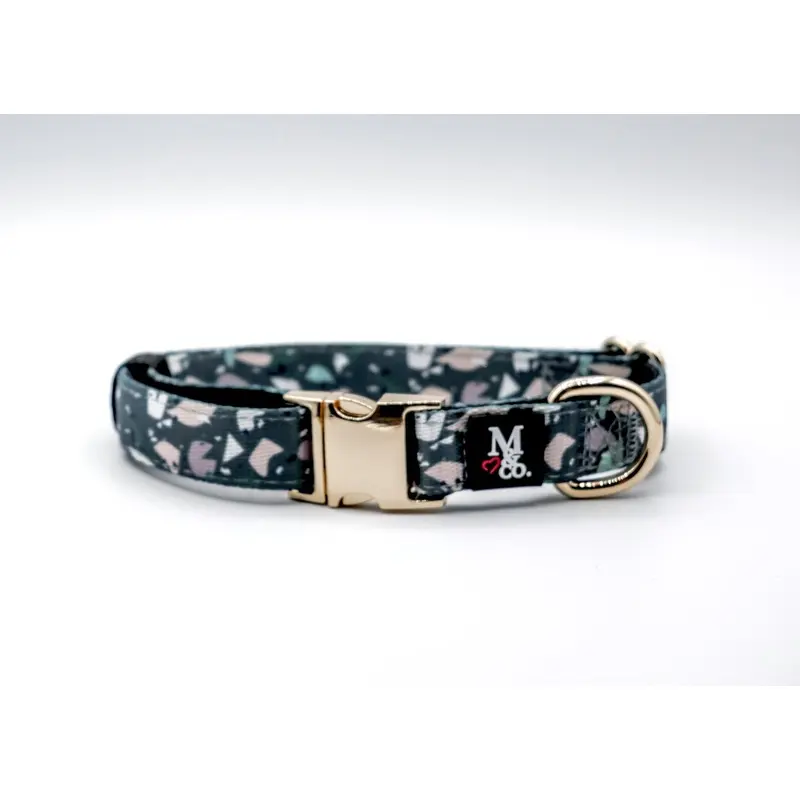 "Wiggles" Collar