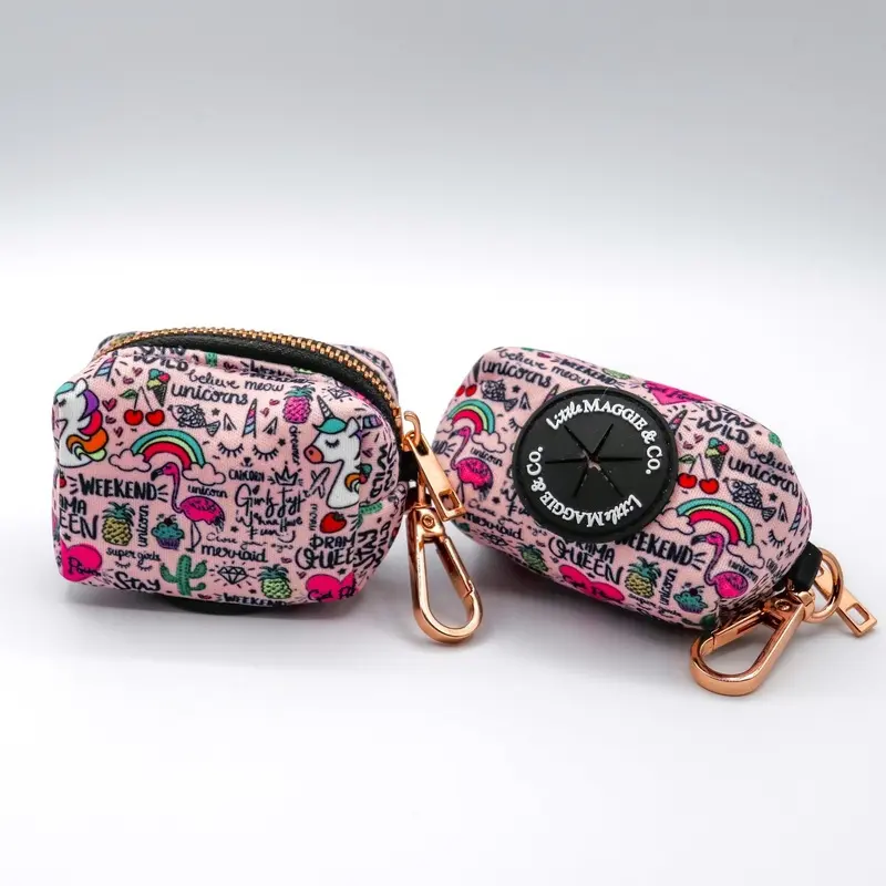 THE DIVA POOP BAG HOLDER