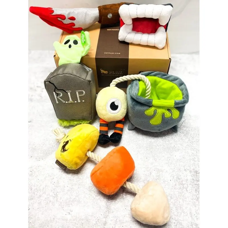 Howling Haunts Toy Collection 5 Piece Set