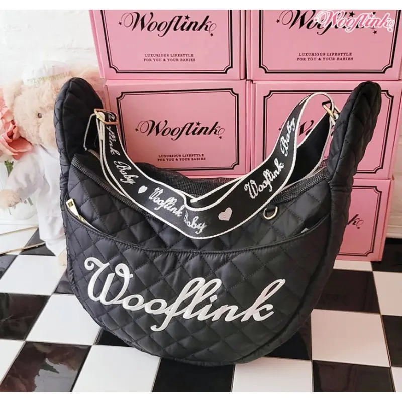 Wooflink Hug Me Bag 2 - Black