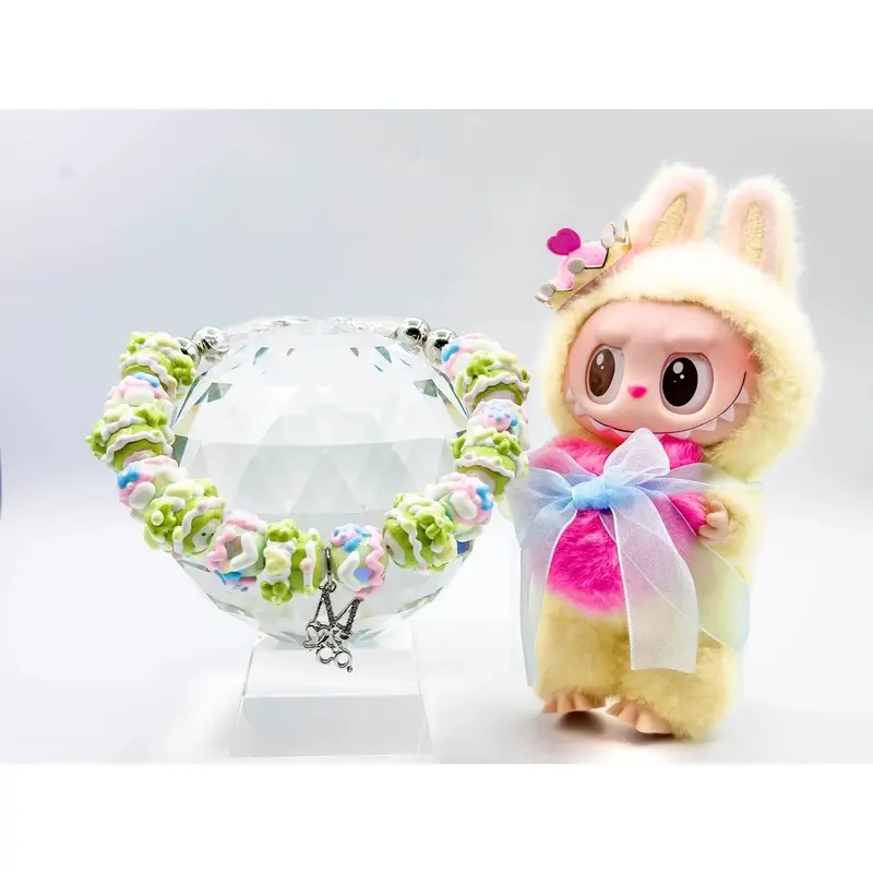 Magbubu Party II: Strawberry Limelicious Necklace