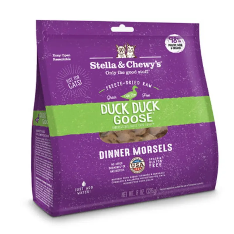 Stella & Chewy's Duck Duck Goose Dinner Freeze-Dried Cat Food 8 oz
